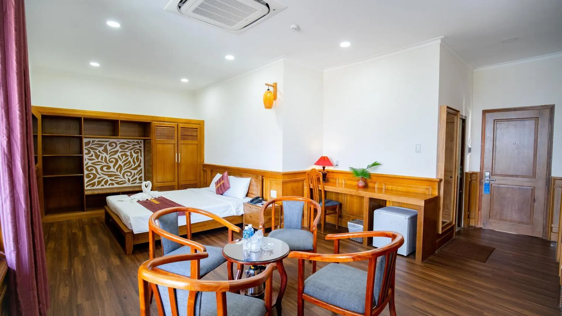 Hotel Khach San Binh Minh Phan Thiết