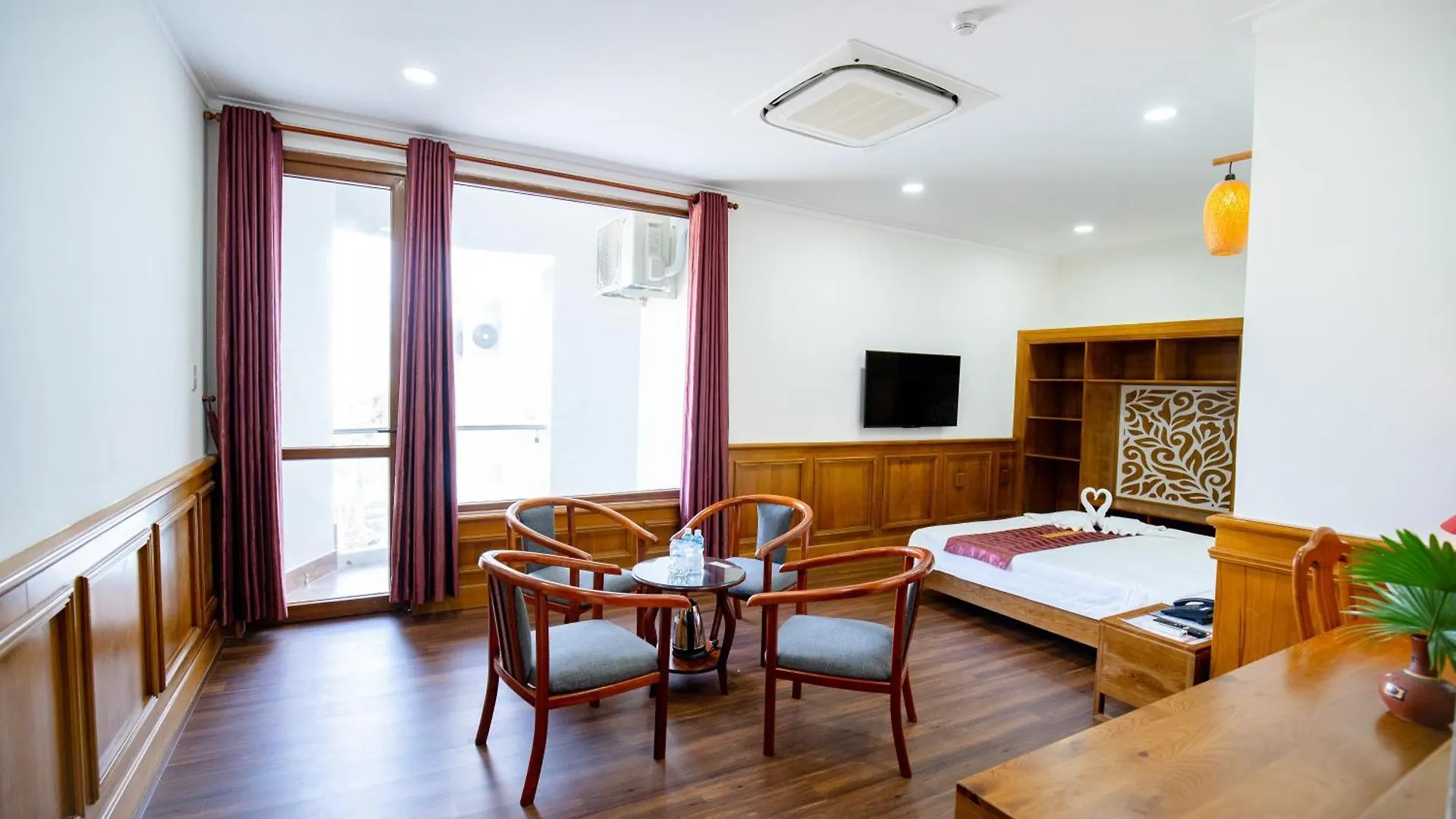Hotel Khach San Binh Minh Phan Thiết 2*,
